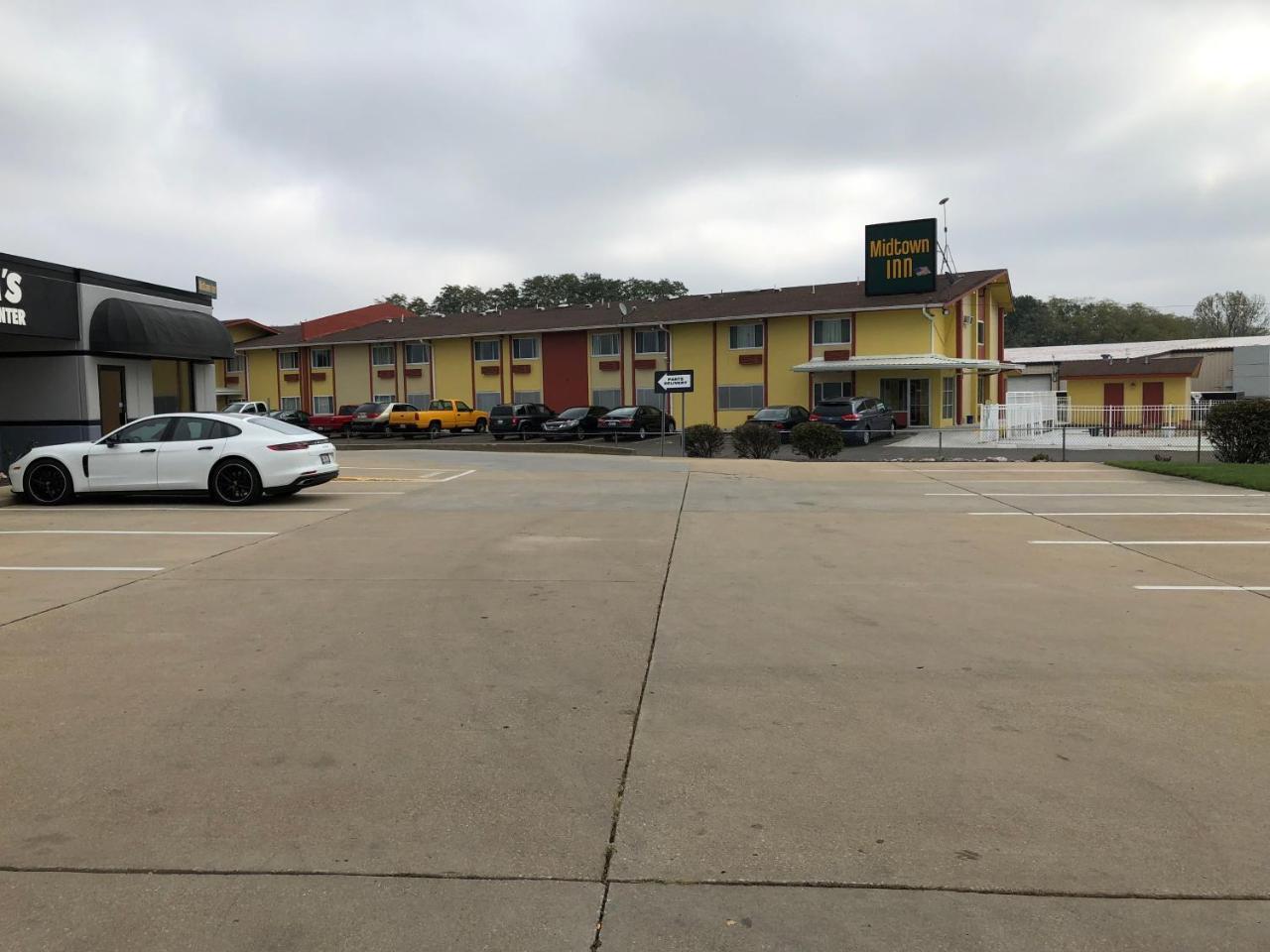 Midtown Inn Springfield Buitenkant foto